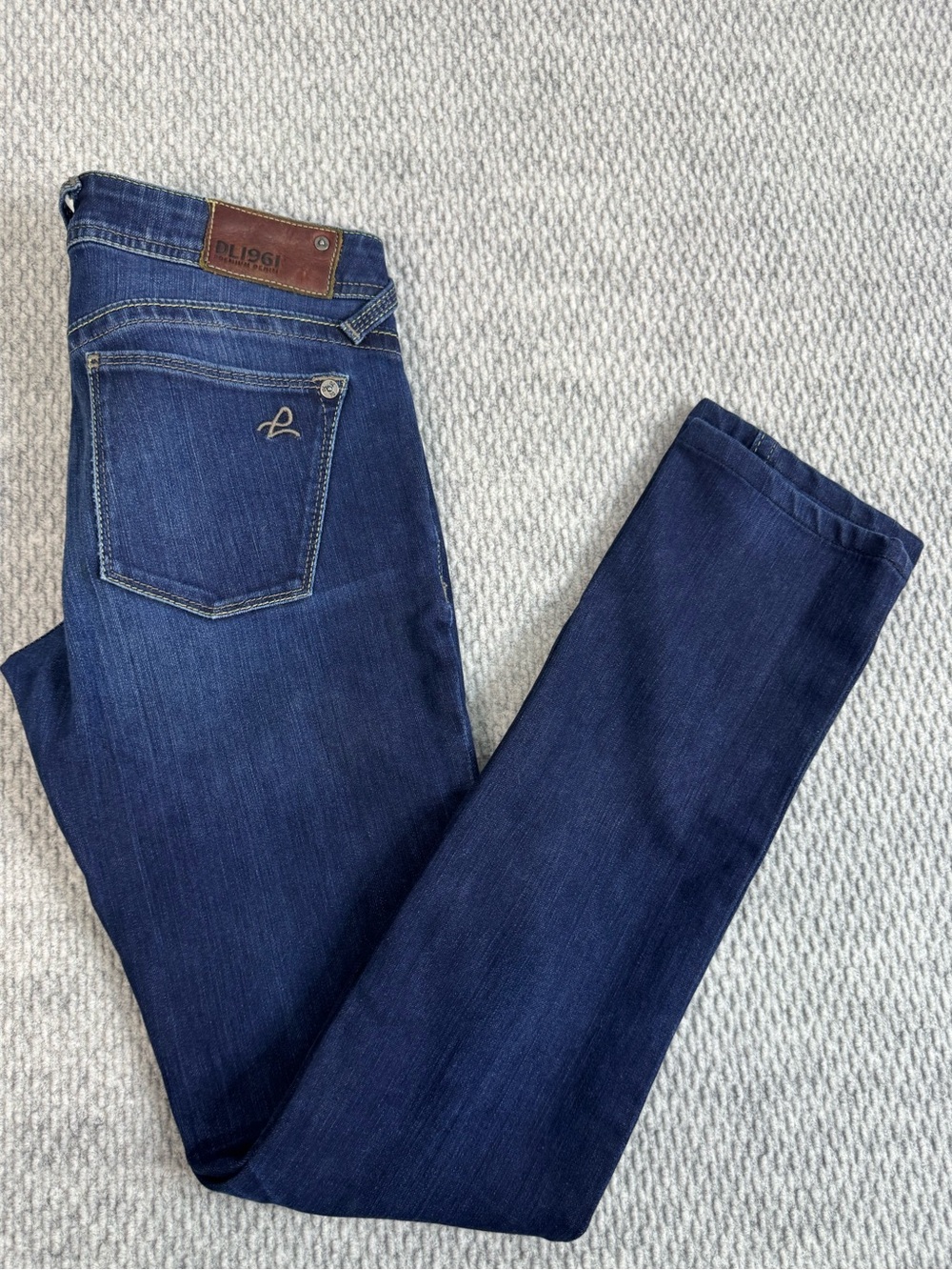DL1961 Dark Wash Slim Straight Kate Jeans (26)